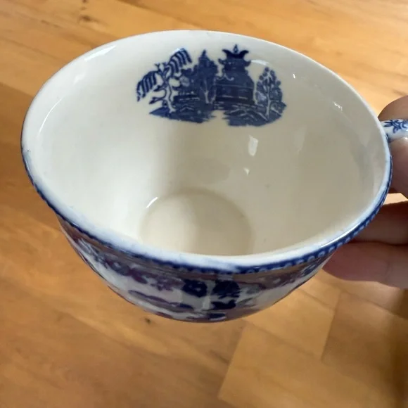 Antique Blue Willow Tea Cup and Saucer - original Japanese - Picture 4 of 7